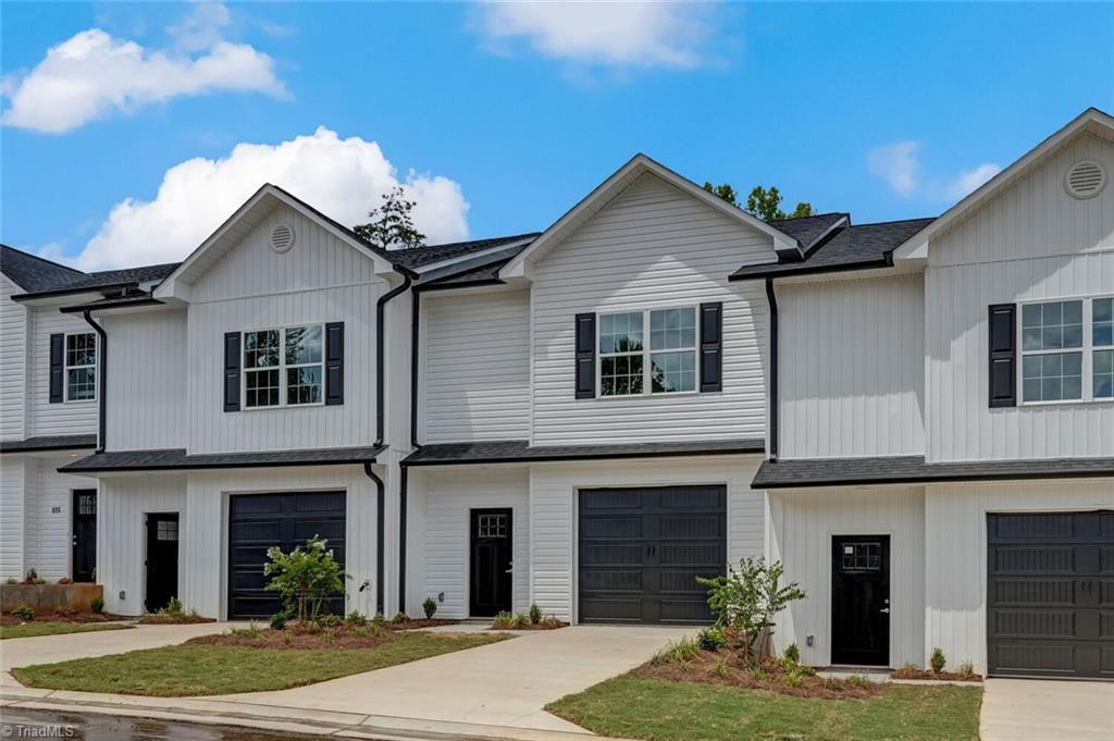 Photo 1 of 22 of 620 Pompano Drive townhome