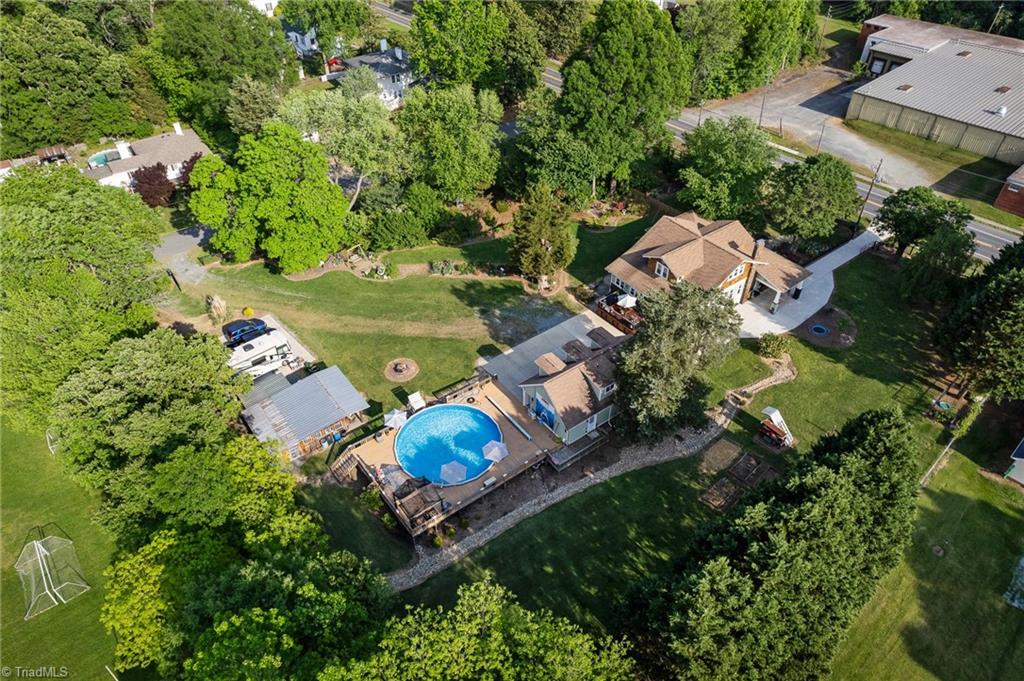 219 E Swannanoa Avenue, Liberty, North Carolina image 44