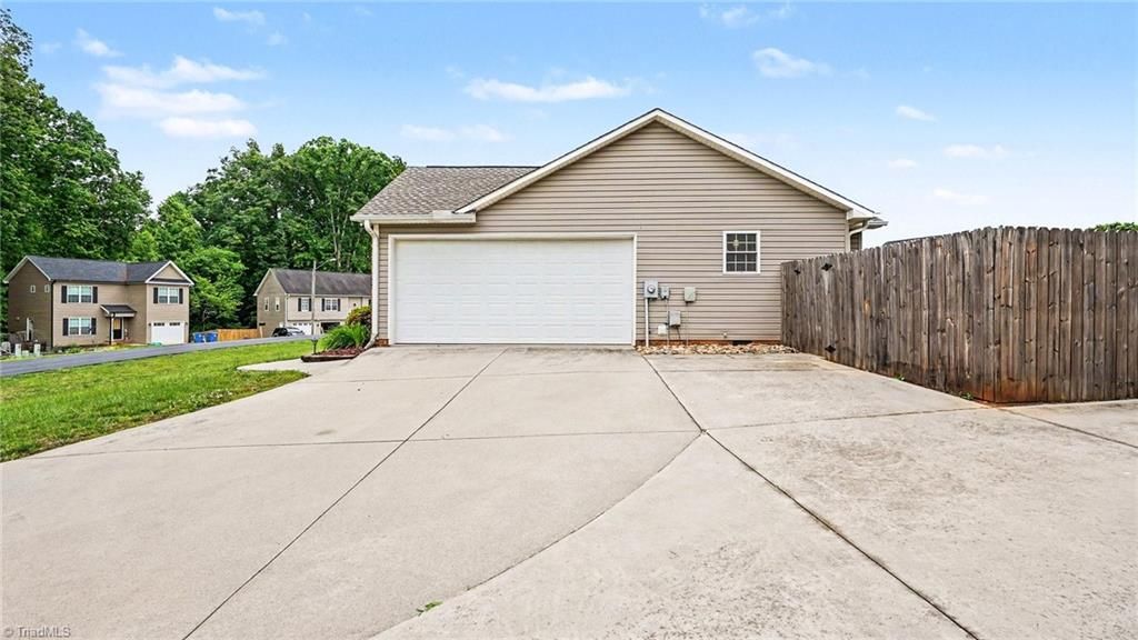 Photo of 125 Gumtree Court, Mocksville, NC 27028 (MLS # 1218949)
