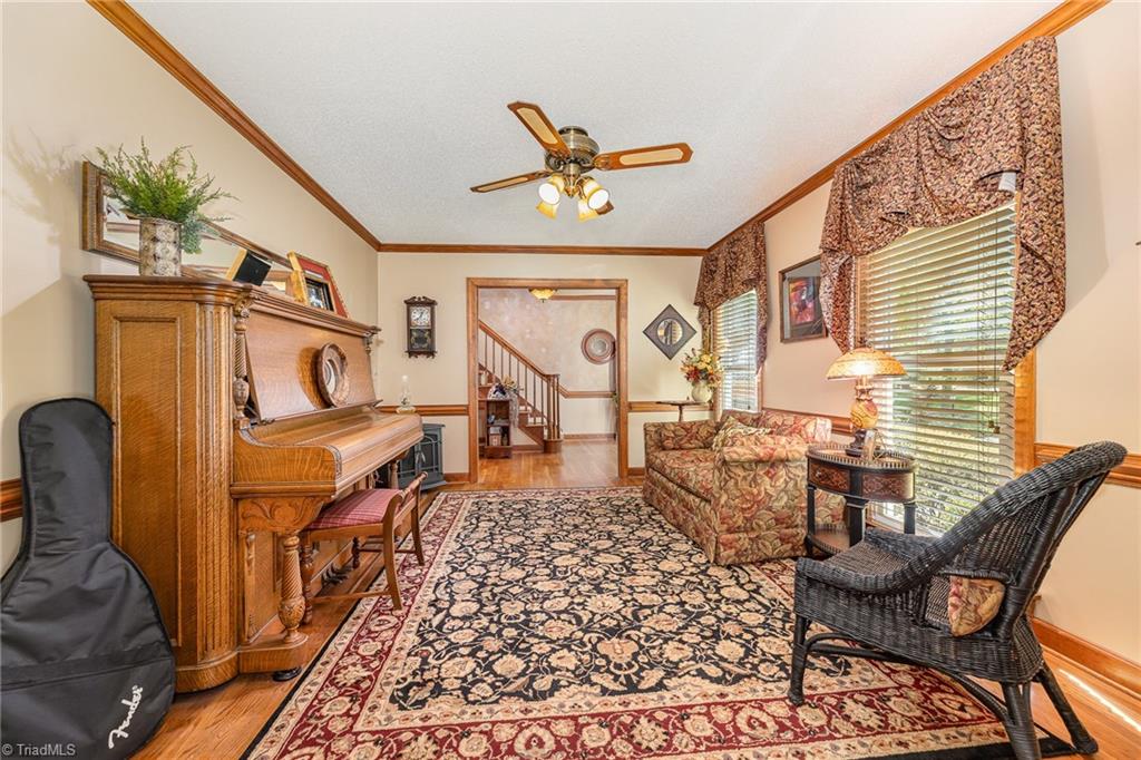 3901 Buncombe Drive, Greensboro, North Carolina image 9