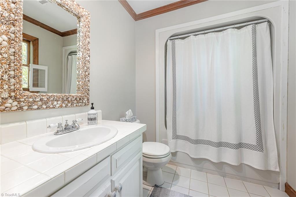 3901 Buncombe Drive, Greensboro, North Carolina image 41