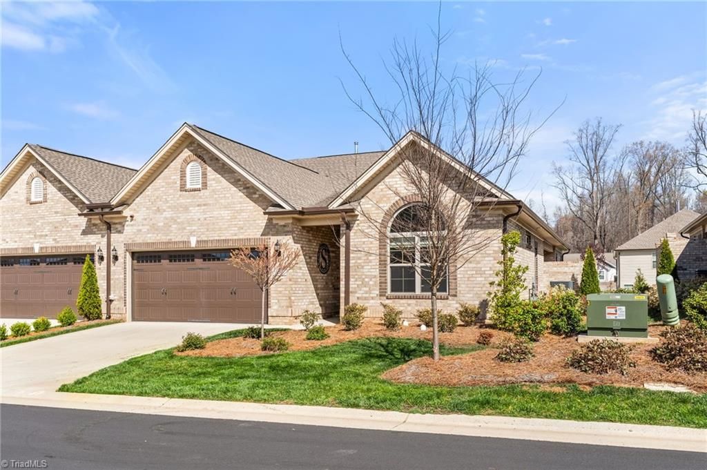 Photo of 1557 Oakbluffs Drive, Colfax, NC 27235 (MLS # 1212466)