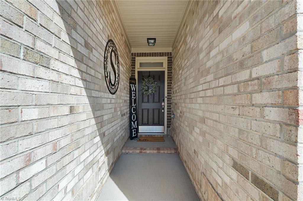 1557 Oakbluffs Drive