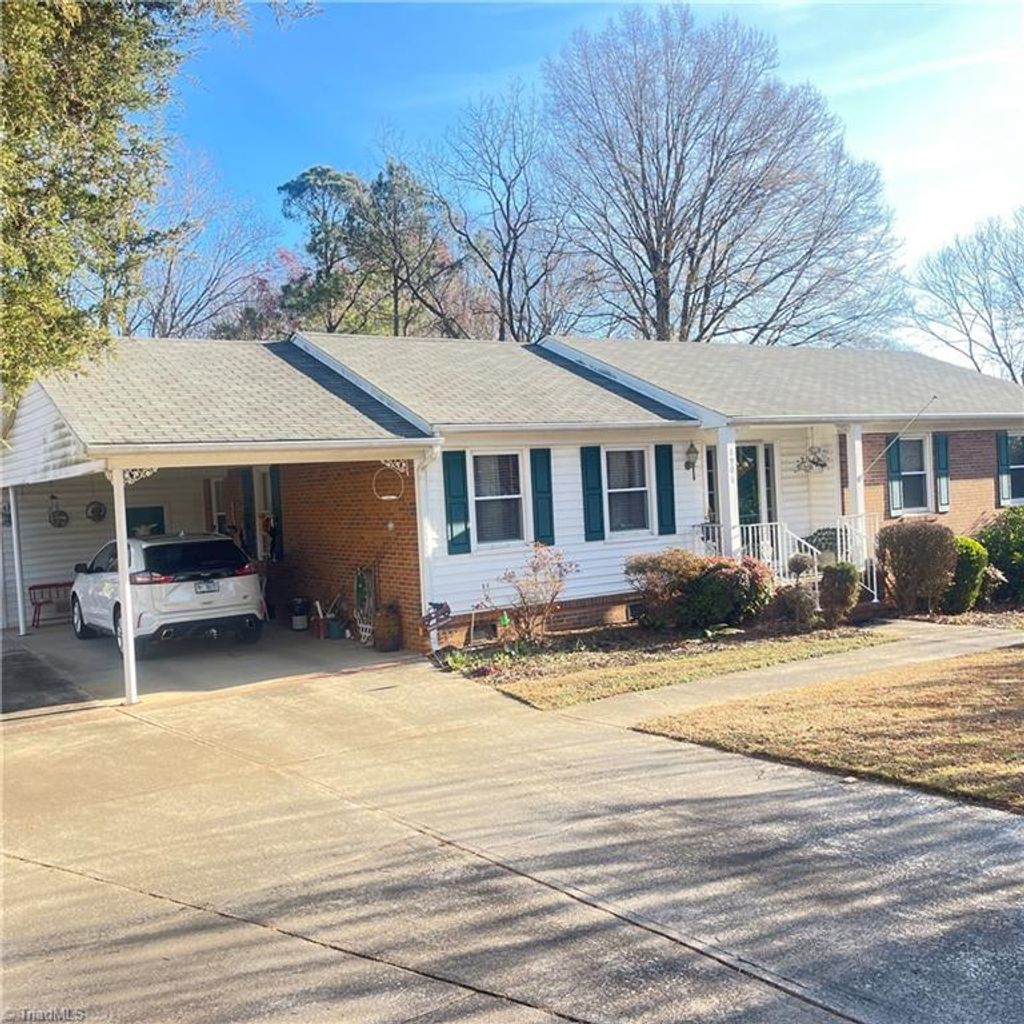 Photo of 1901 Alderwood Drive, Greensboro, NC 27409 (MLS # 1203474)