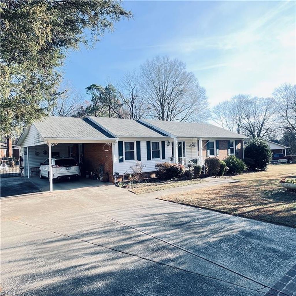 Photo of 1901 Alderwood Drive, Greensboro, NC 27409 (MLS # 1203474)