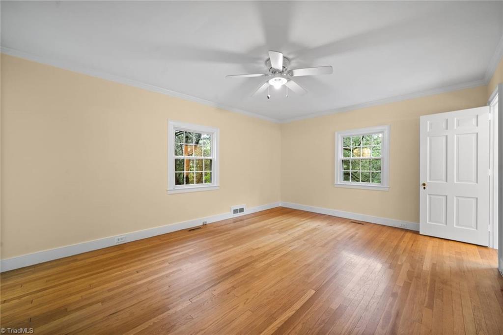 Winston-Salem, North Carolina 27104, United States, 6 Bedrooms Bedrooms, ,3 BathroomsBathrooms,Residential,Pending,138591