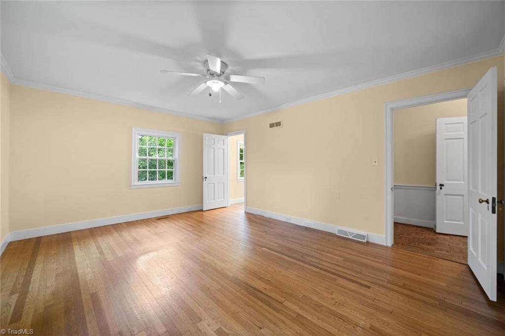 Winston-Salem, North Carolina 27104, United States, 6 Bedrooms Bedrooms, ,3 BathroomsBathrooms,Residential,Pending,138591