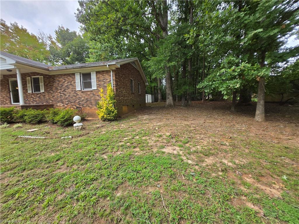 2402 Pine Lane, Reidsville, North Carolina image 36