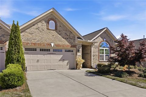 Townhouse For Sale - 5249 Abbot Lane<br/> Walkertown, NC 27051