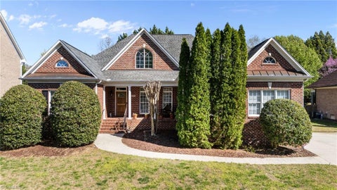 Homes For Sale - 2403 North Beech Lane<br/> Greensboro, NC 27455