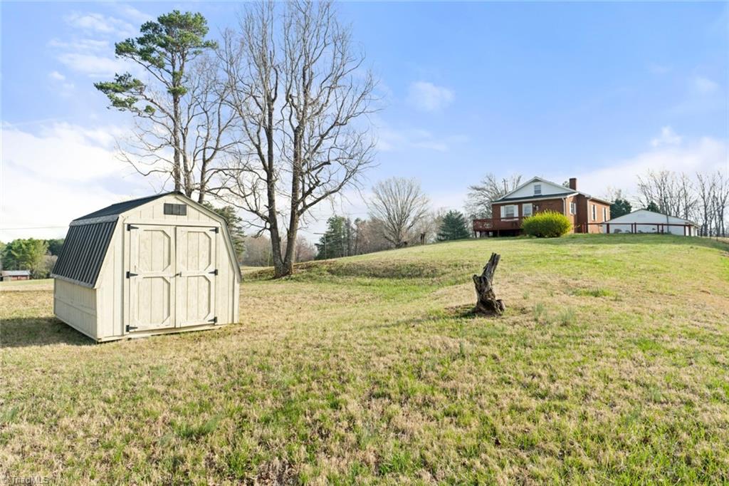 6190 Salem Chapel Road, Walnut Cove, North Carolina image 37