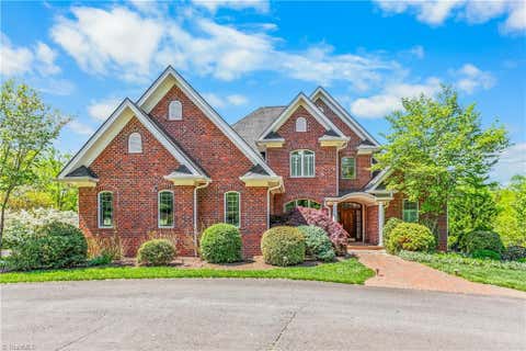Homes For Sale - 537 Montclaire Drive<br/> Mount Airy, NC 27030