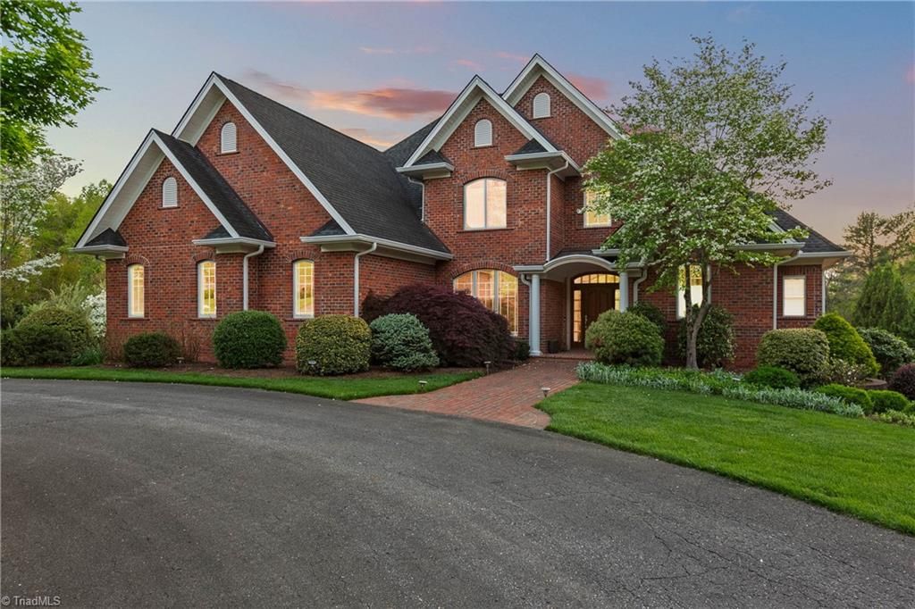Photo of 537 Montclaire Drive, Mount Airy, NC 27030 (MLS # 1216633)