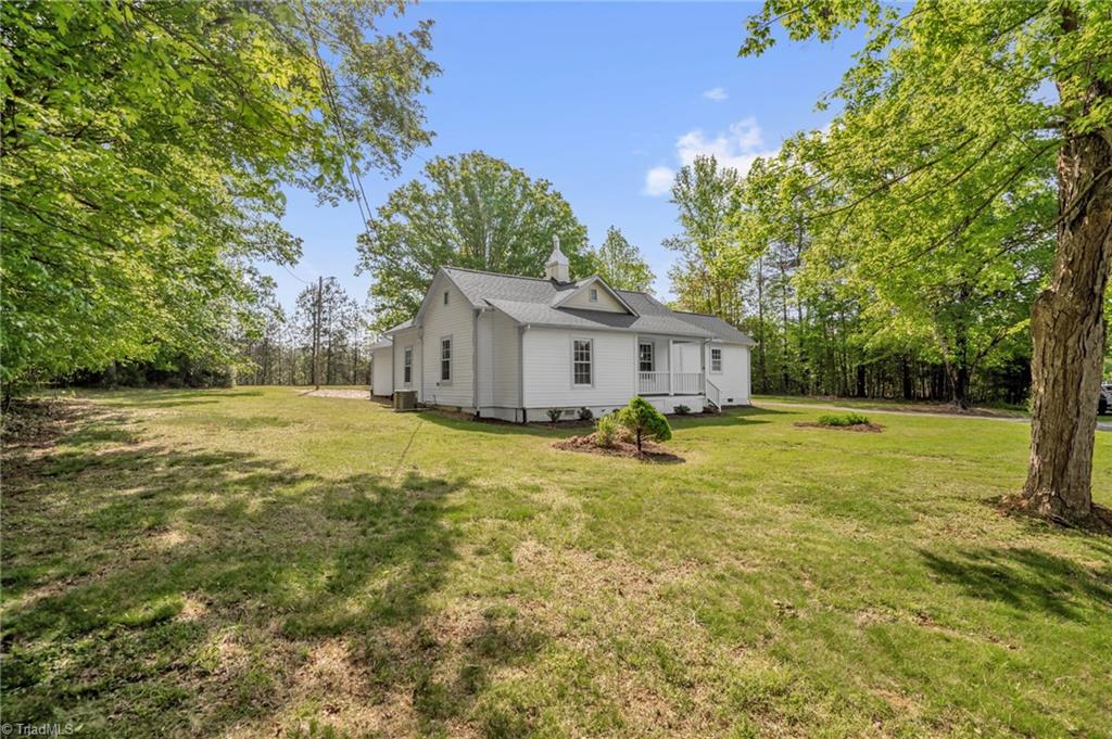 701 Oakwood Street, Mebane, North Carolina image 2