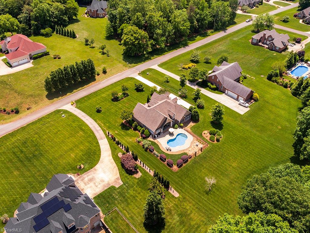 3403 Raccoon Run Drive, Burlington, North Carolina image 49