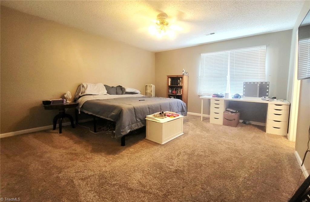 6008 Southcrest Drive, Clemmons, North Carolina image 9