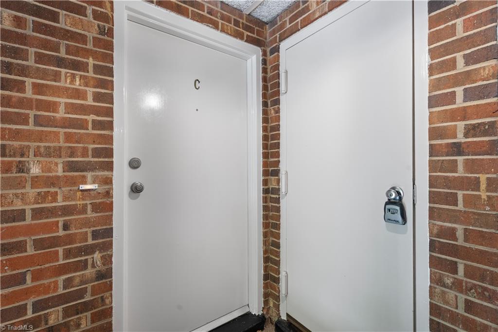 1 Fountain View Circle #C, Greensboro, North Carolina image 2