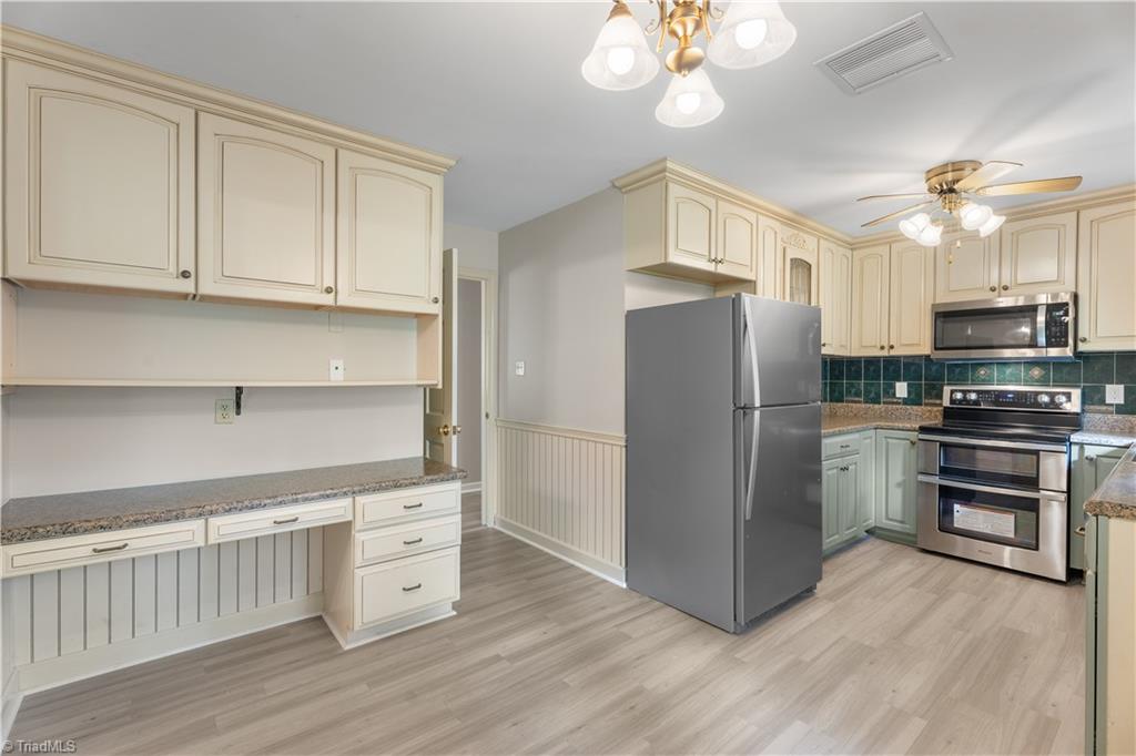 1 Fountain View Circle #C, Greensboro, North Carolina image 13