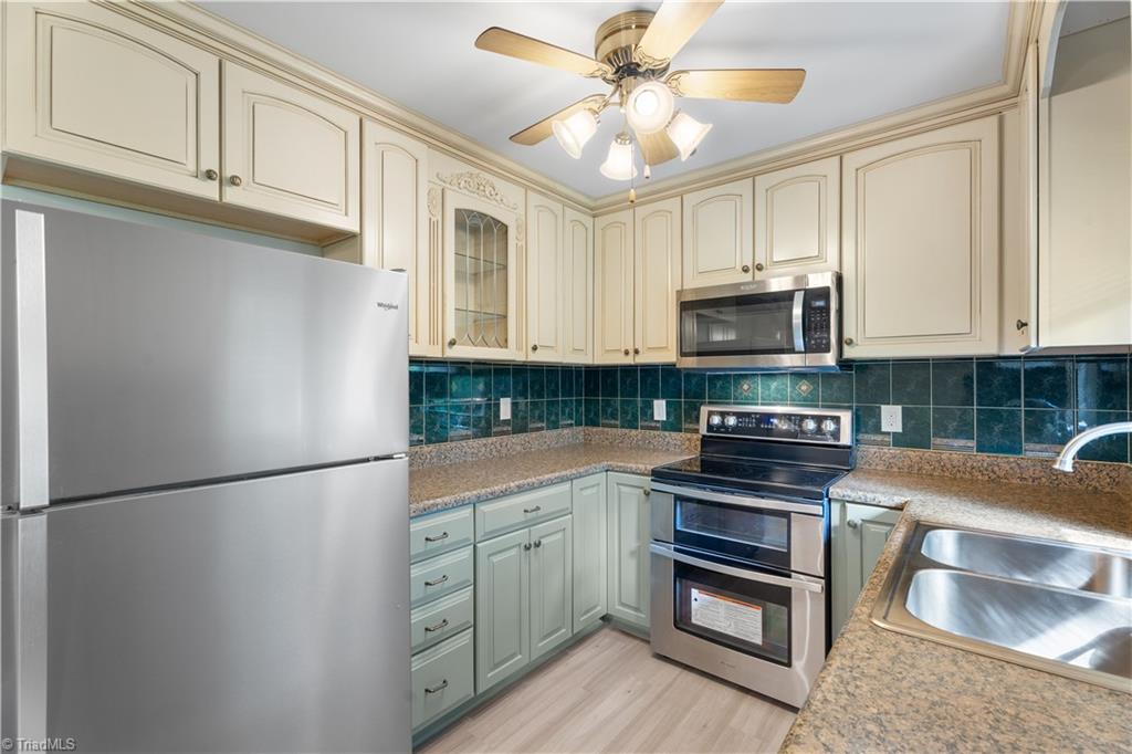 1 Fountain View Circle #C, Greensboro, North Carolina image 14