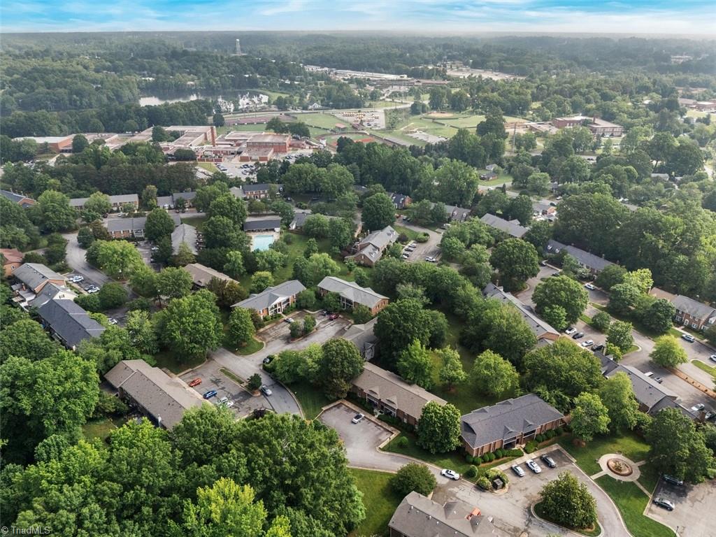 1 Fountain View Circle #C, Greensboro, North Carolina image 27