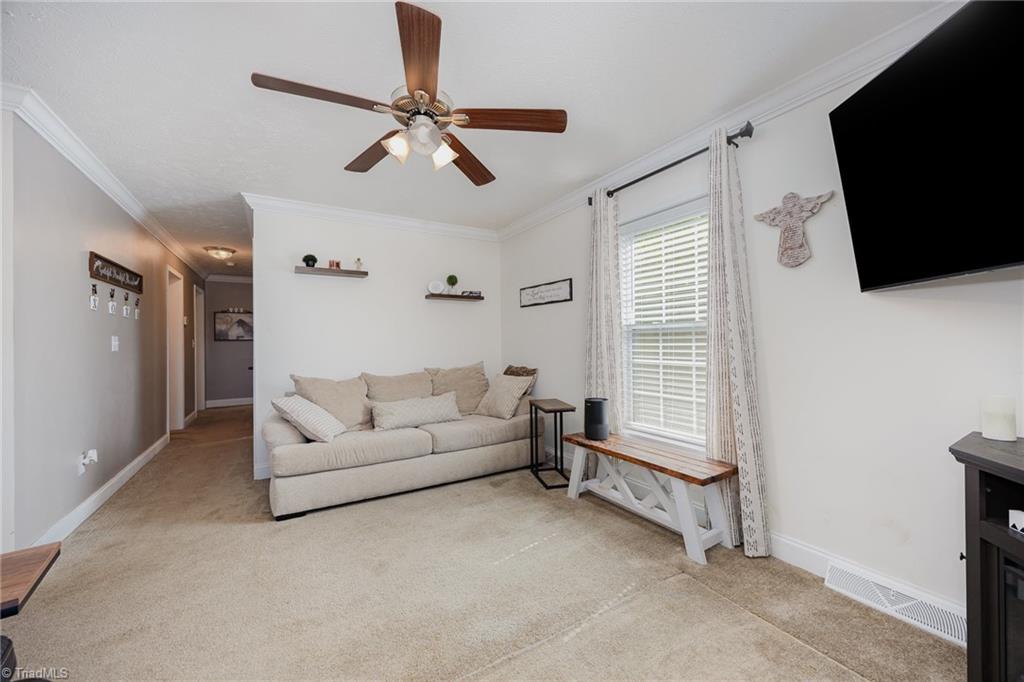 120 N Cardinal Drive, New London, North Carolina image 7