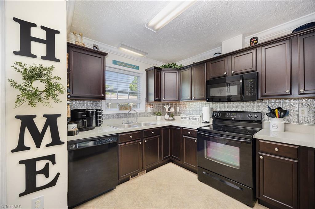 120 N Cardinal Drive, New London, North Carolina image 10