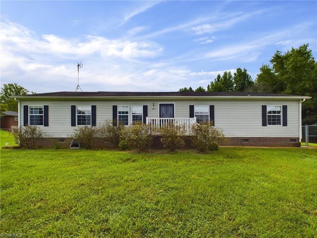View Taylorsville, NC 28681 mobile home