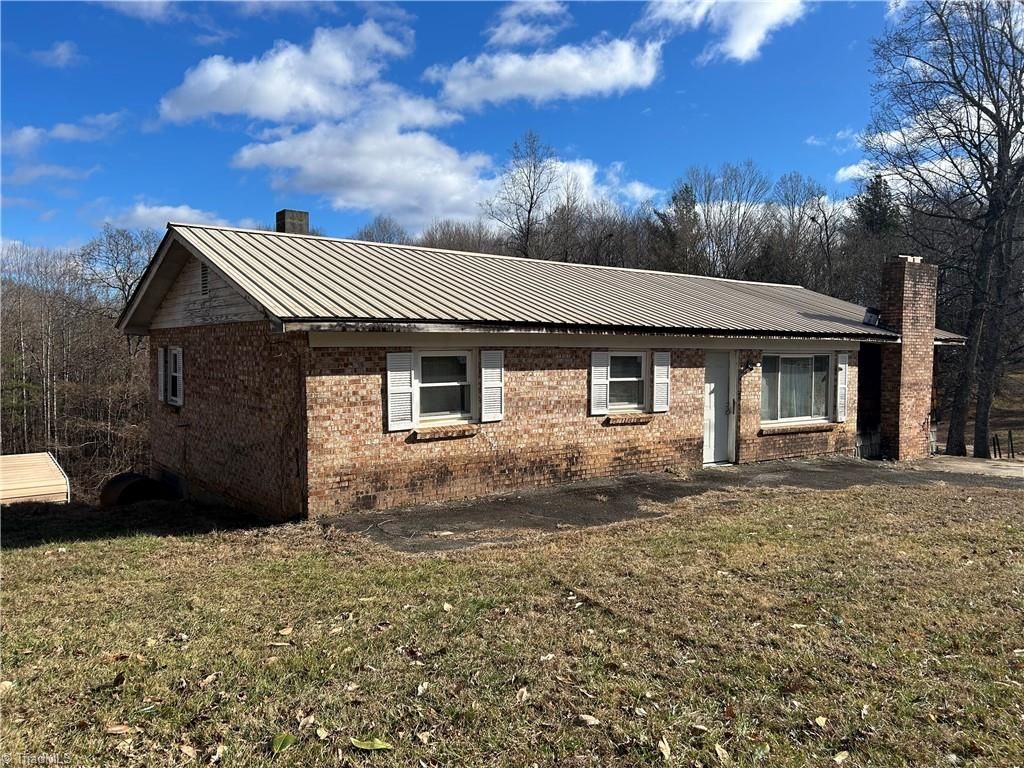Photo of 2990 Pipers Gap Road, Mount Airy, NC 27030 (MLS # 1206821)