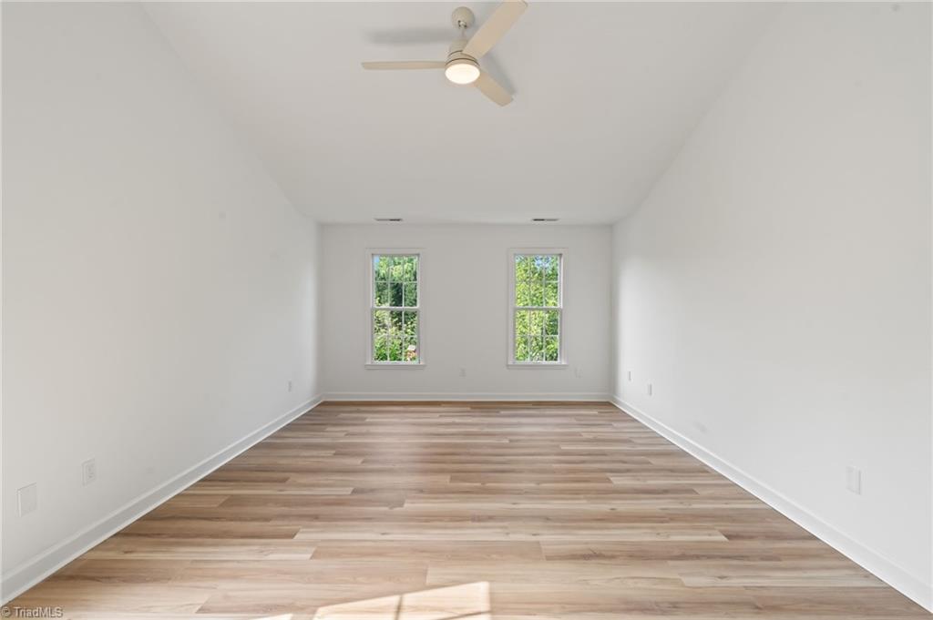 3003 Peninsula Drive, Jamestown, North Carolina image 18