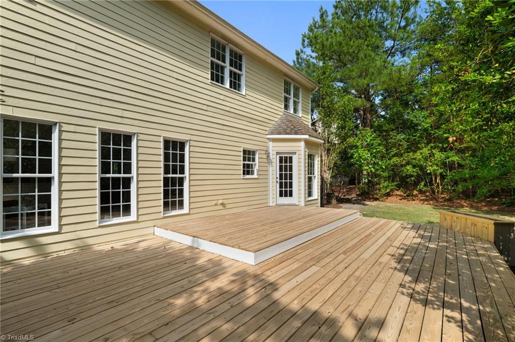 3003 Peninsula Drive, Jamestown, North Carolina image 19