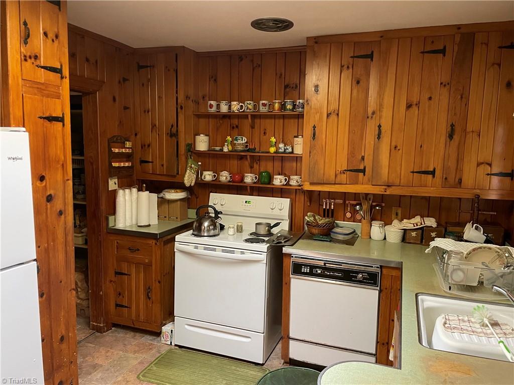 1834 Zephyr Road, Dobson, North Carolina image 10