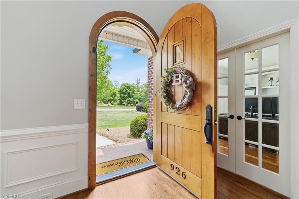 Photo of 926 Windalier Lane, Winston-Salem, NC 27106 (MLS # 1218885)