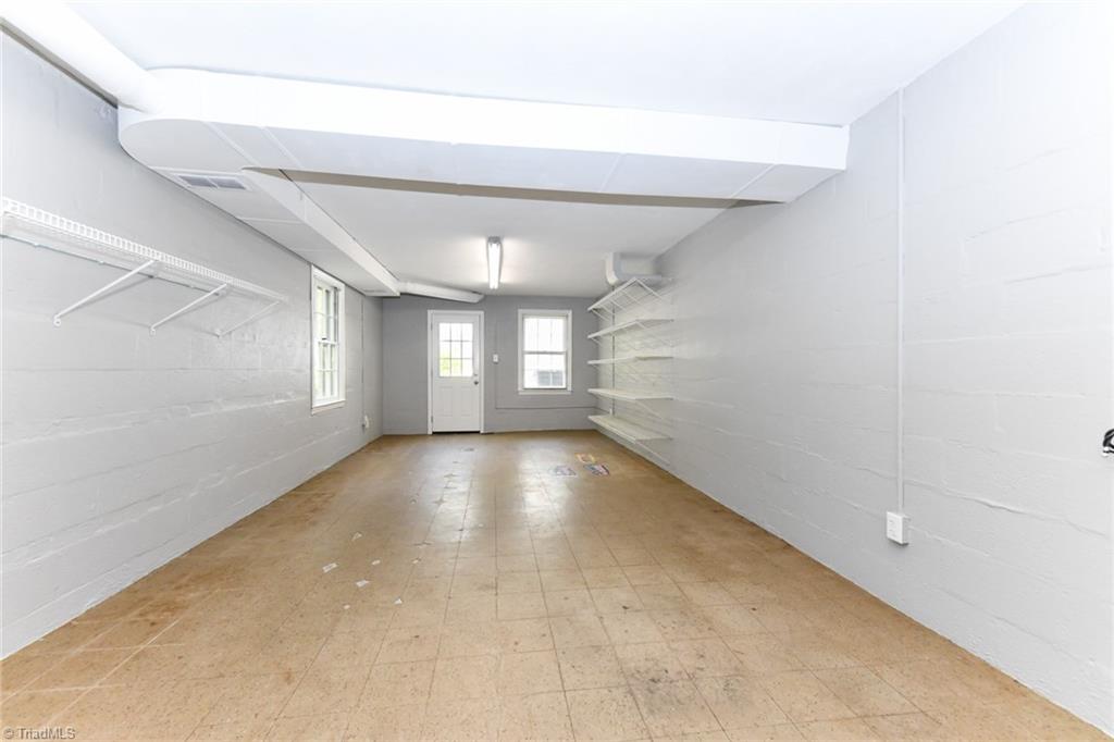 1102 Forest Hill Drive, Greensboro, North Carolina image 23