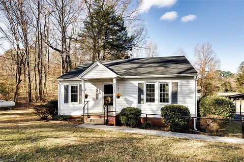 A home in Ramseur