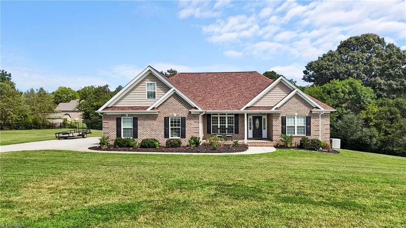 116 Steeple View Drive, photo 1 of 37