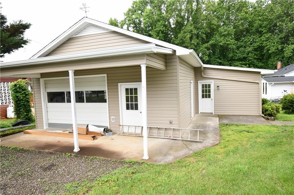 321 Shoals Road, Pinnacle, North Carolina image 25