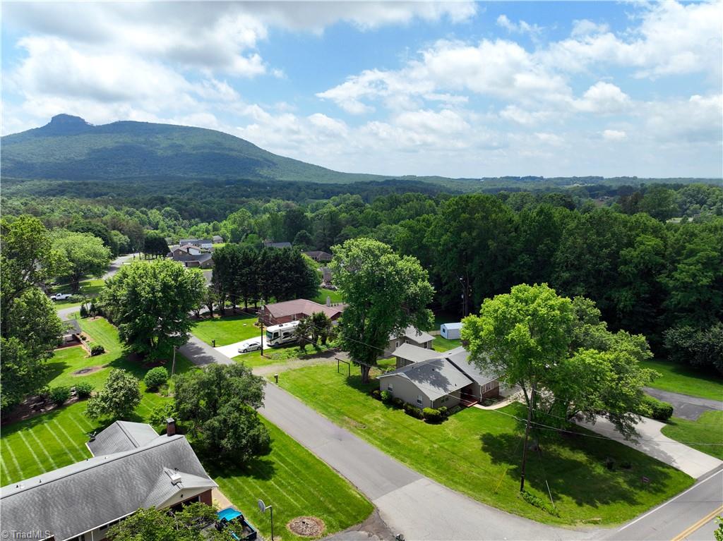 321 Shoals Road, Pinnacle, North Carolina image 2