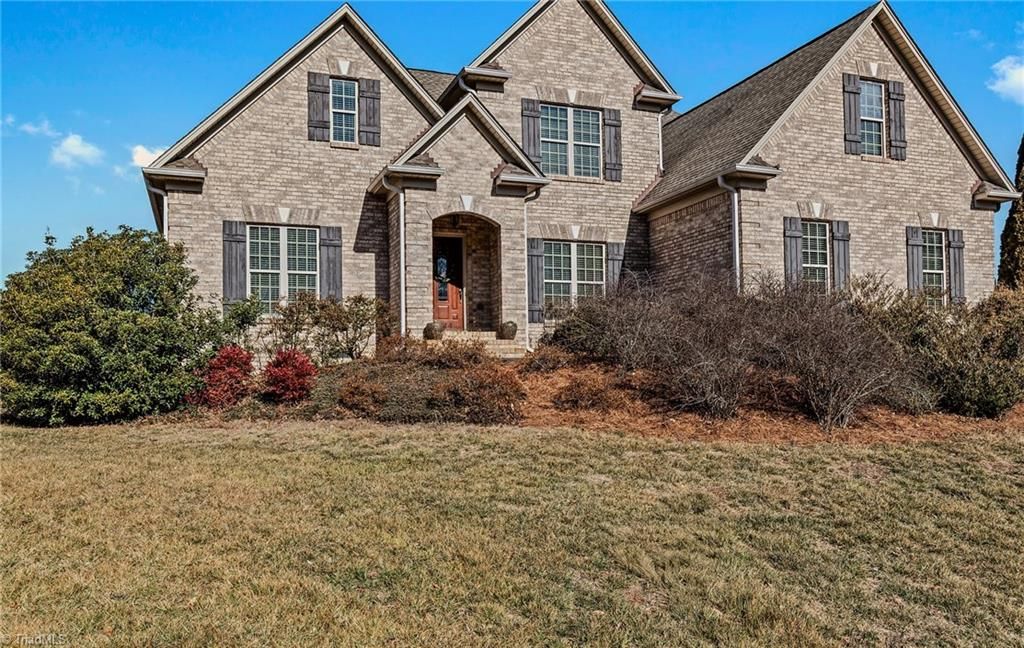 Photo of 8814 Sawtooth Court, Kernersville, NC 27284 (MLS # 1209520)
