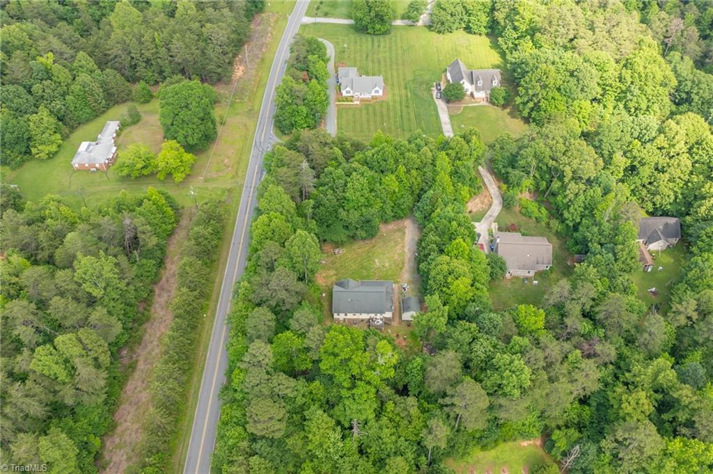 4812 Country Meadows Drive, Julian, North Carolina image 27