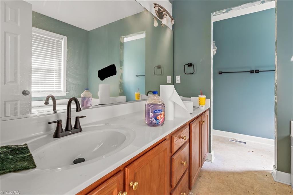 4812 Country Meadows Drive, Julian, North Carolina image 11