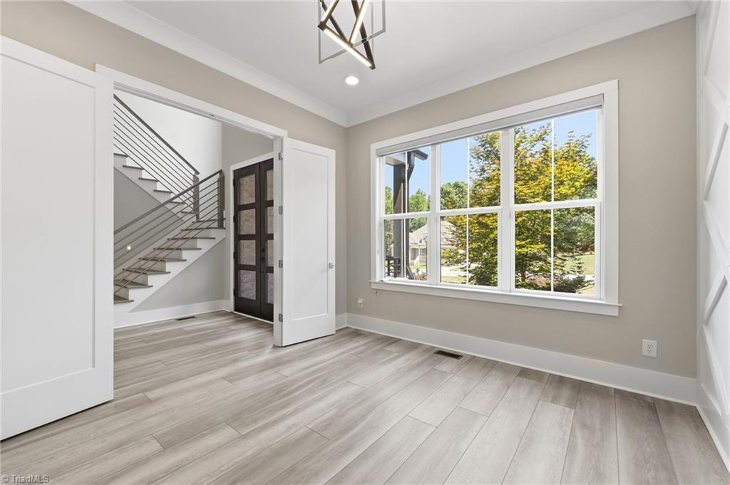 Welcome to this modern custom luxury home by Walraven Signature Homes, – image 40