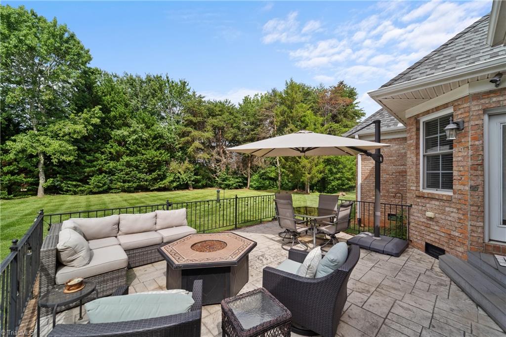 Kernersville, North Carolina 27284, United States, 4 Bedrooms Bedrooms, ,4 BathroomsBathrooms,Residential,Active,174434