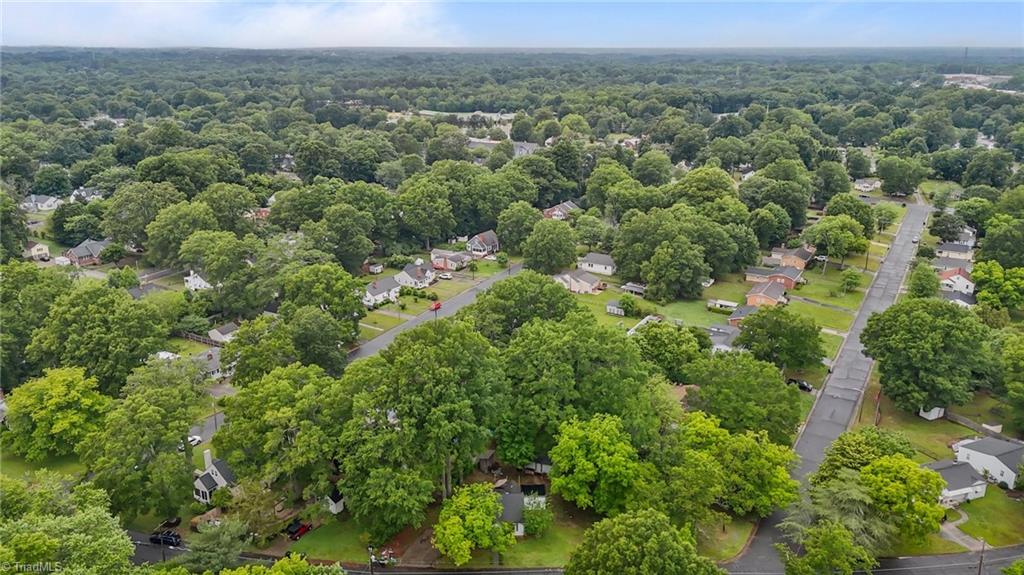1105 Hawthorne Lane, Burlington, North Carolina image 35
