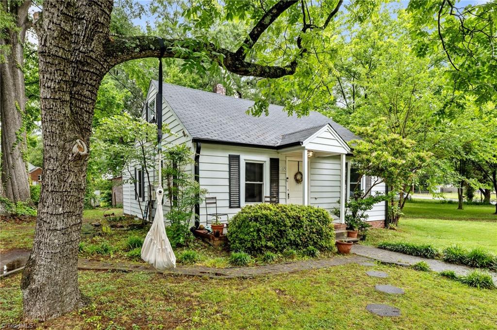 1105 Hawthorne Lane, Burlington, North Carolina image 22
