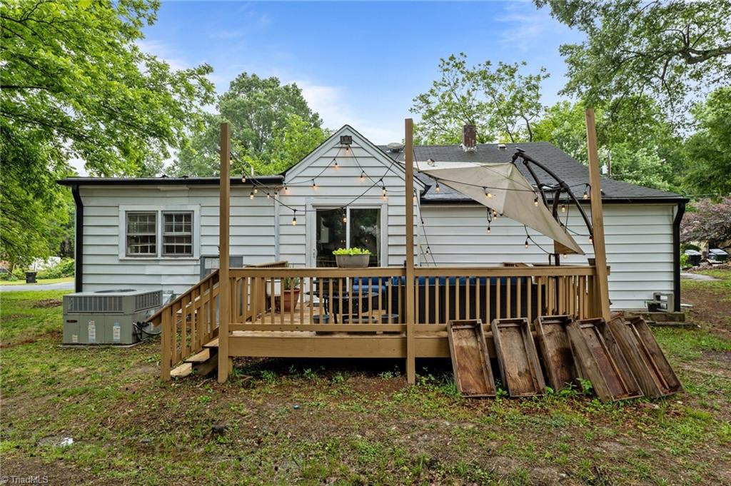 1105 Hawthorne Lane, Burlington, North Carolina image 25