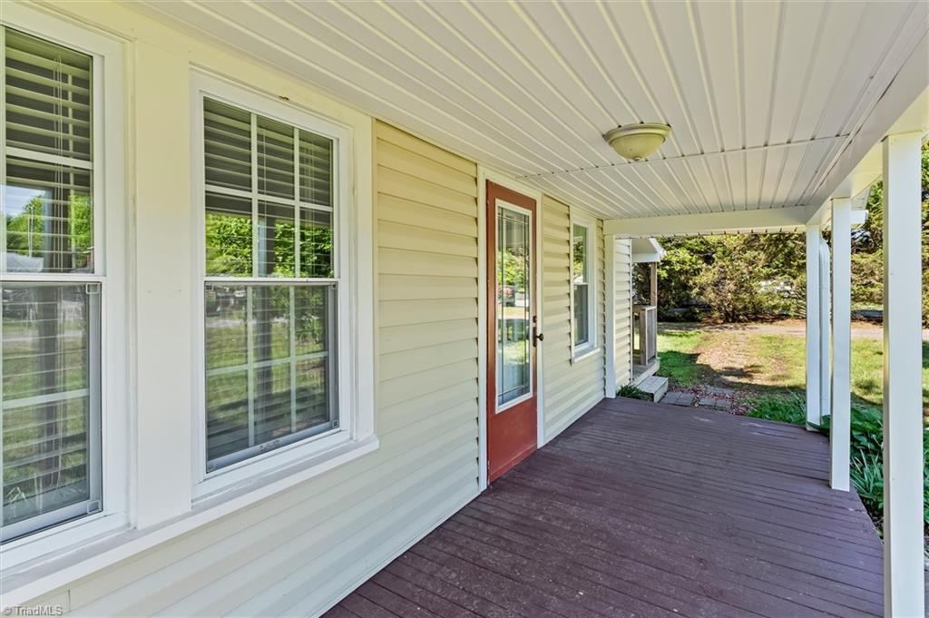 1516 Brock Road, Yadkinville, North Carolina image 4
