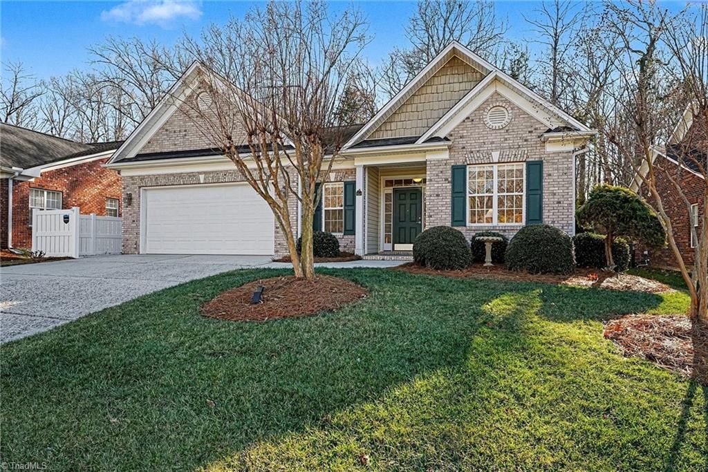 Photo of 126 Heritage Hill Drive, Jamestown, NC 27282 (MLS # 1206261)