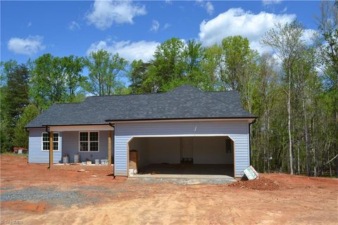 668 Gold Hill Road, Madison, NC 27025 - #: 1137630