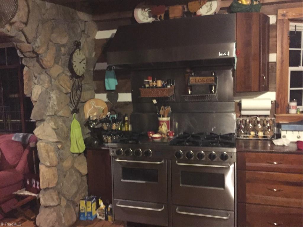 7192 Fisher Road, Tobaccoville, North Carolina image 6