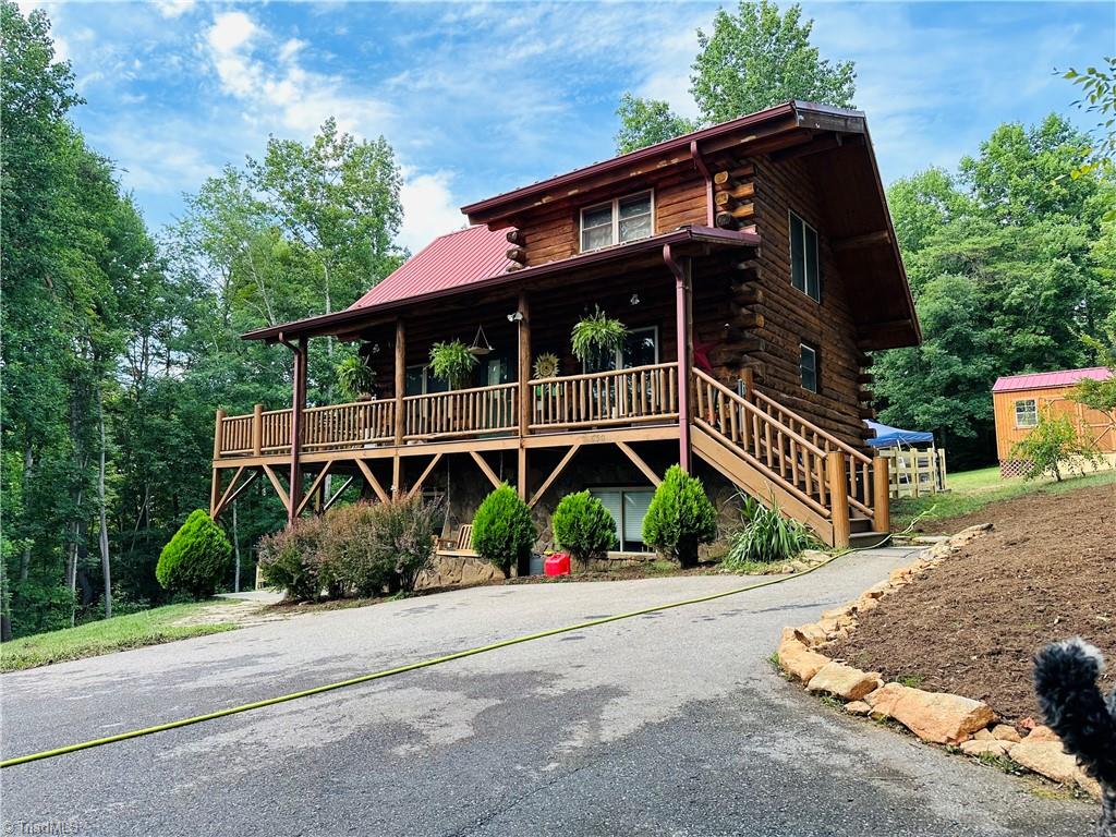 650 Cabin Cove Lane, Moravian Falls, North Carolina image 1